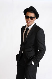 PAU costumes - Black Suit